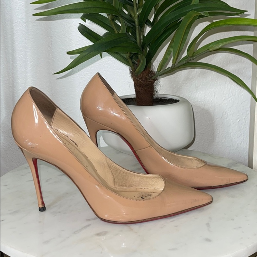 christian louboutin decollete size 41 nude